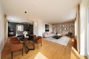 Raum, Licht, Höhe. Penthouse über den Baumkronen. – 81925 München – Vorschaubild 5