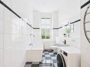 ALTBAUWOHNUNG MIT EIGENER TERRASSE IM INNENHOF NÄHE BOXHAGENER PLATZ – 10245 Berlin – Vorschaubild 4