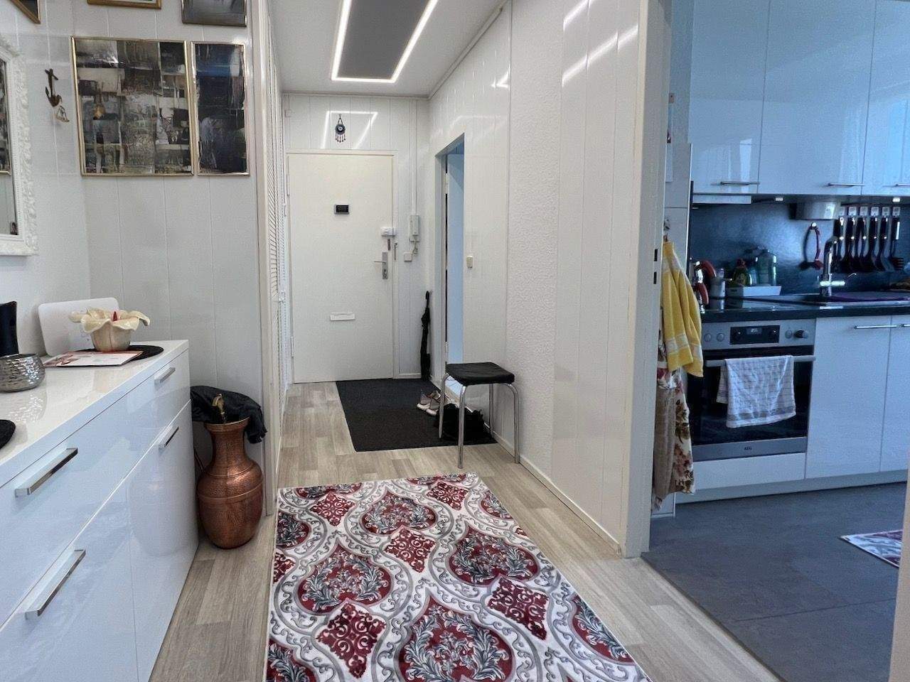 MODERNISIERT & TOP GEPFLEGT - MIT SONNENLOGGIA & WEITBLICK - MIT AUFZUG – Berlin – Vorschaubild 2
