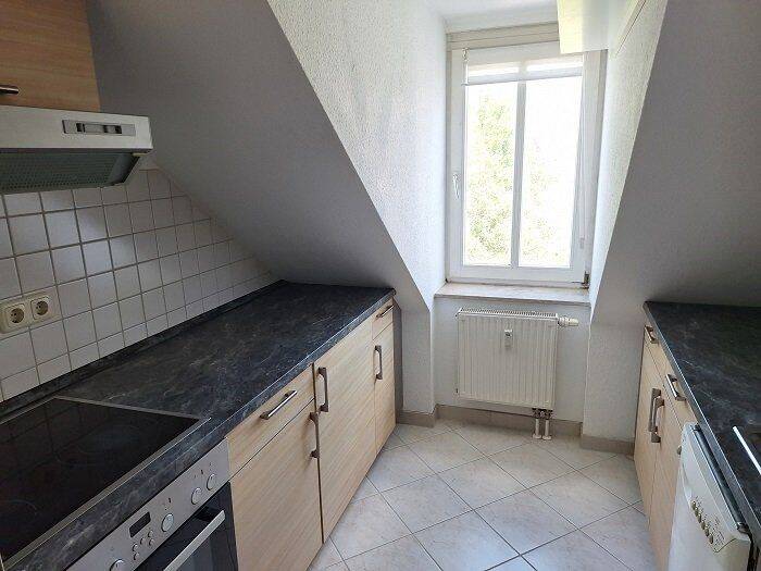 wunderbare Dachgeschosswohnung inkl EBK, Balkon und Lift – Chemnitz – Vorschaubild 8
