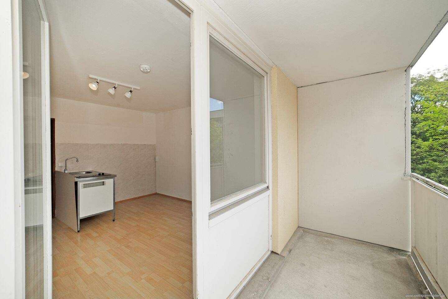 Berg am Laim: 1-Zimmer-Wohnung mit viel Potenzial im 2. OG mit Südbalkon!