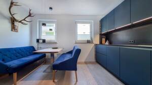 Stilvolle 3-Zimmerwohnung mit schicker Küche und Balkon in begehrter Schwabinger Lage – 80801 München – Vorschaubild 4