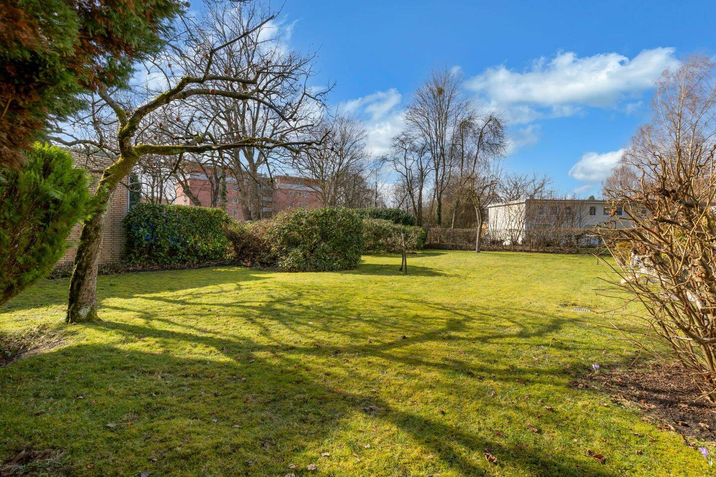 Kernsanierte 2-Zimmer-Gartenwohnung mit Südterrasse & TG-Stellplatz – Hamburg – Vorschaubild 8
