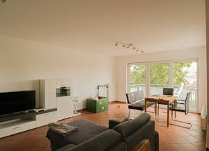 Komfortable 2,5-Zimmer-Wohnung, barrierefrei und seniorengerecht, in Ludwigshafen-Mundenheim – 67065 Ludwigshafen am Rhein – Vorschaubild 9