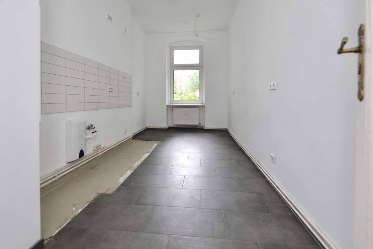 SCHÖNER ALTBAU MIT BALKON - STUCK, DIELEN & HOHE DECKEN - HÜBSCHER GEMEINSCHAFTSGARTEN – Berlin – Vorschaubild 8