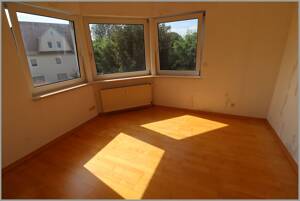 freigestellte 4,5-Zimmer-Eigentumswohnung mit Balkon und Tiefgarageneinstellplatz – 49124 Bad Rothenfelde – Vorschaubild 4