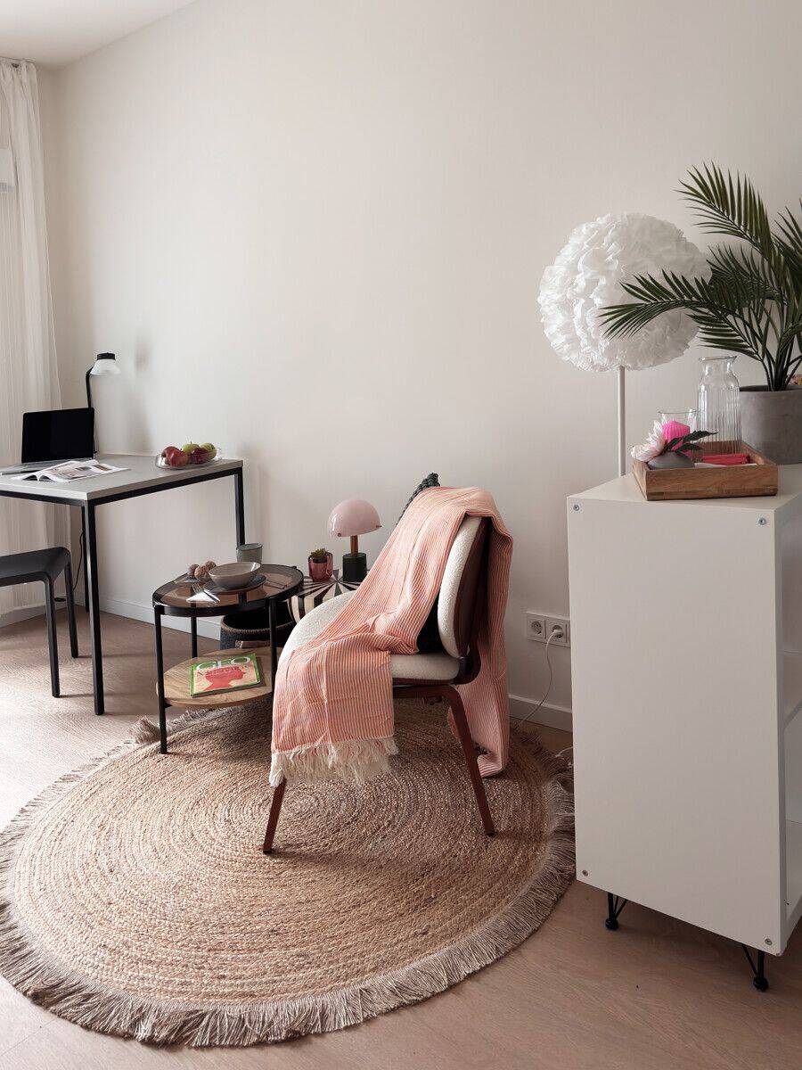 Möbliertes Neubau-Apartment mit sonniger Terrasse für Studenten/Azubis - direkt an der Uni Augsburg! – Augsburg – Vorschaubild 3