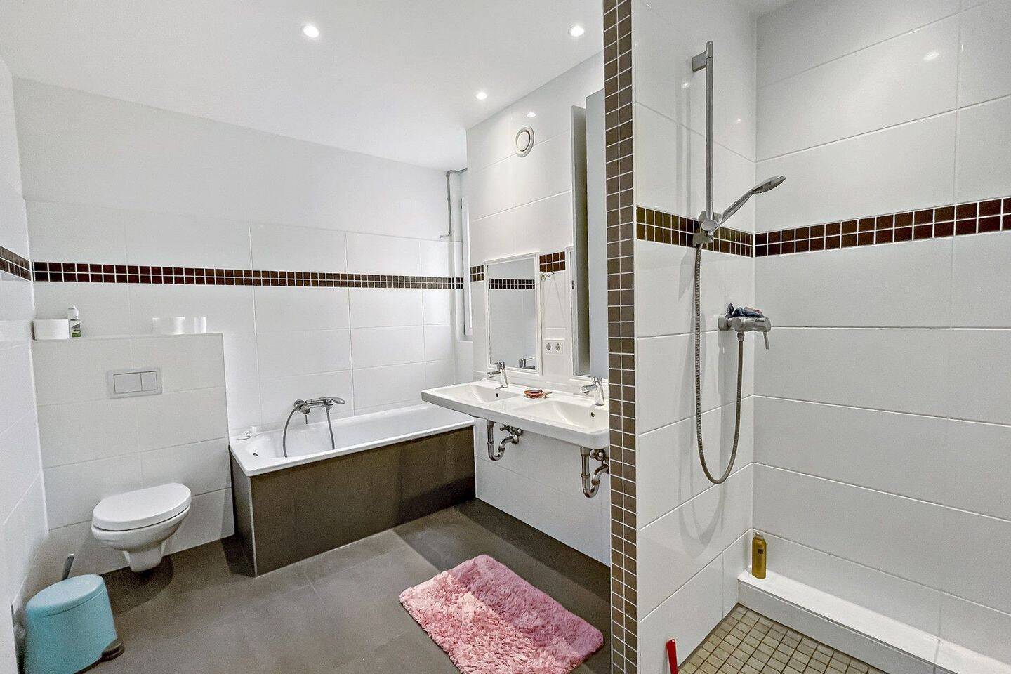 Familienglück in Köpenick: 137 m², 5 Zimmer & 3 Bäder mit Garten – Berlin – Vorschaubild 4