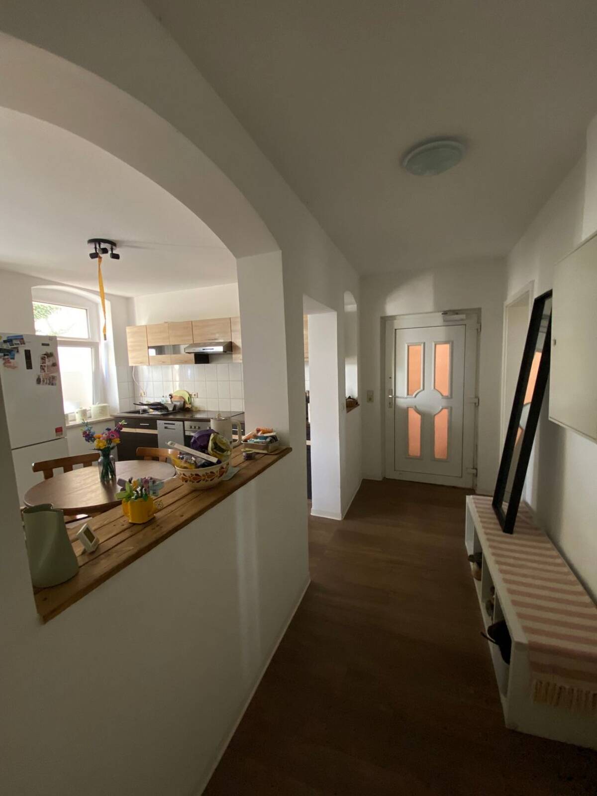 Gemütliche 2-Zimmer-Wohnung in zentraler Lage von Mittweida – ideal für Singles, Paare oder WG – 9648 Mittweida – Bild 1 von 9