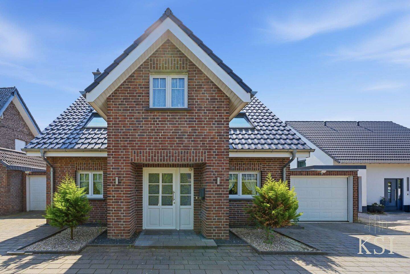 Ankommen. Durchatmen. Zuhause sein. Freistehendes Familienhaus mit Garten, Fußbodenheizung & PV-Anl. – Kerken – Vorschaubild 2