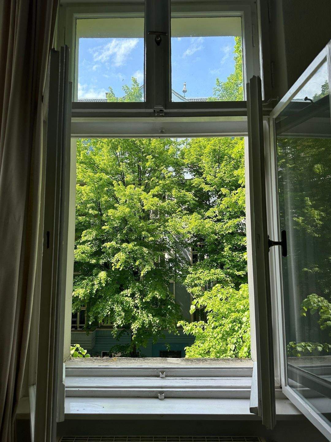 2-Zimmer WEG Altbau - Charme mit Vollbad & Balkon im Friedrichshain – Berlin – Vorschaubild 3
