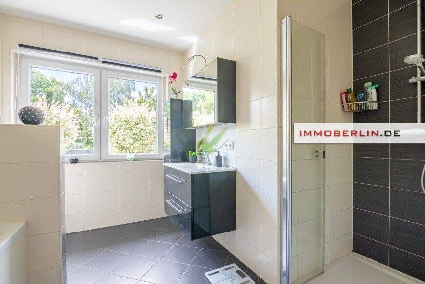 IMMOBERLIN.DE - Attraktiver Bungalow mit Sonnengarten & Garage – Seddiner See – Vorschaubild 5