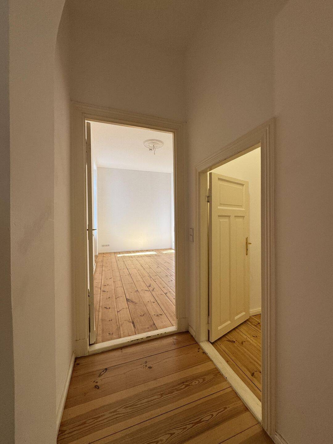 2-Zimmer Altbauwohnung ahe dem Maybachufer in Berlin-Neukölln – Berlin – Vorschaubild 6