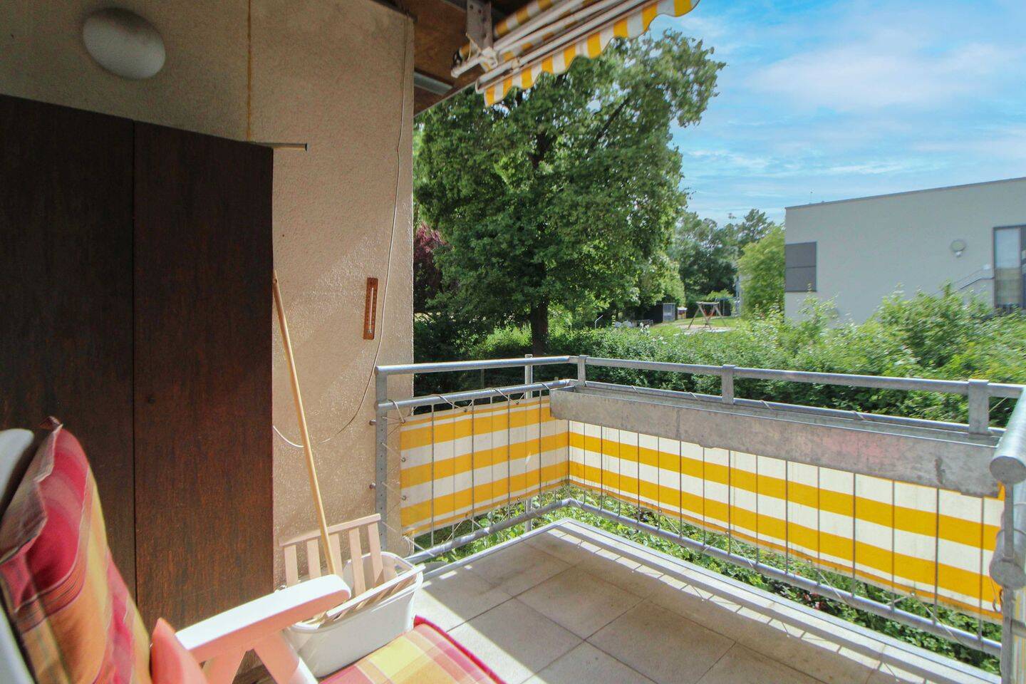 Betreutes Wohnen: Gepflegte 2-Zimmer-Wohnung mit Balkon und Grünblick in Stuttgart-Weilimdorf – Stuttgart – Vorschaubild 3