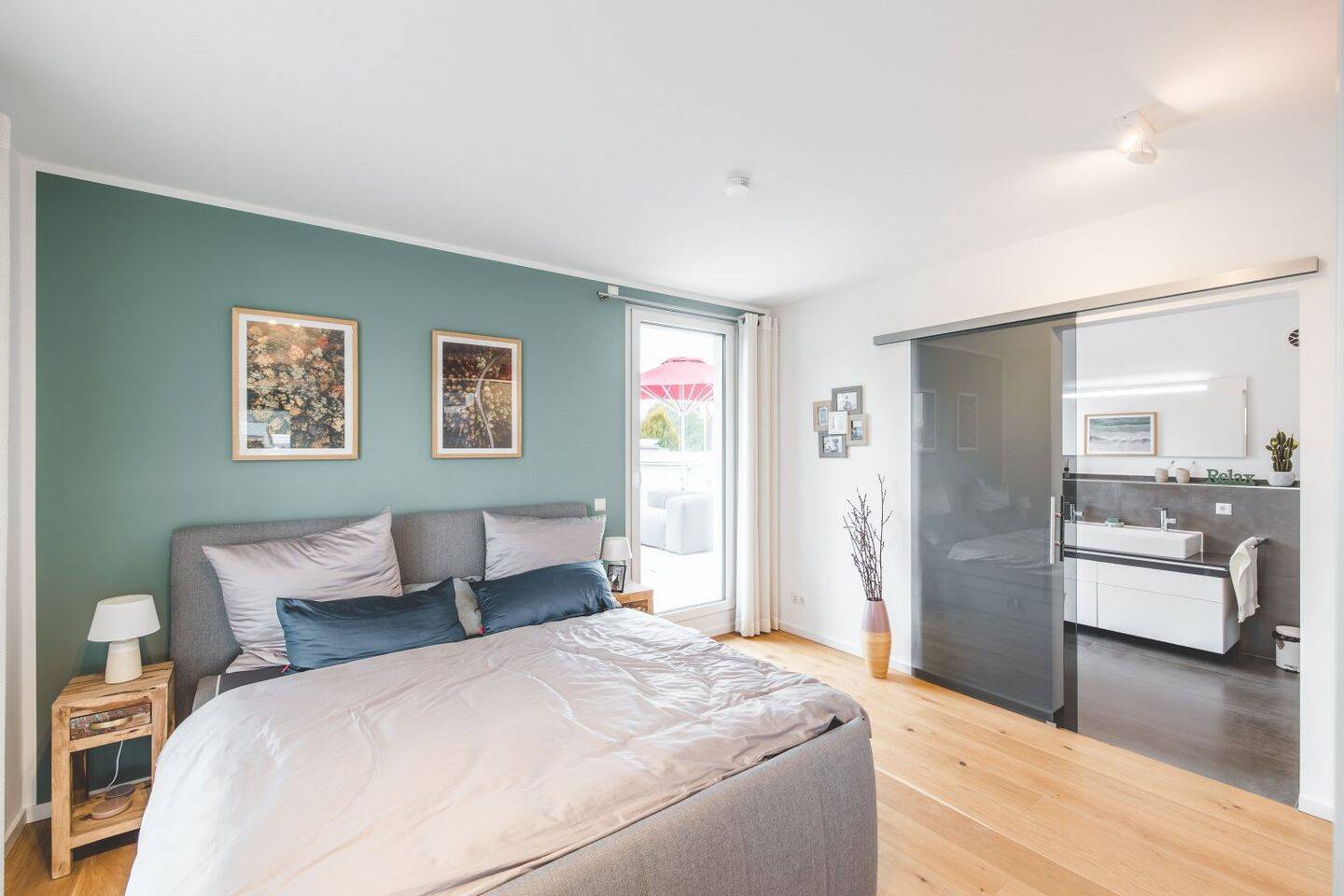 Wir bauen für Sie ein Zuhause, das perfekt zu Ihren Wünschen passt – Düsseldorf – Vorschaubild 9
