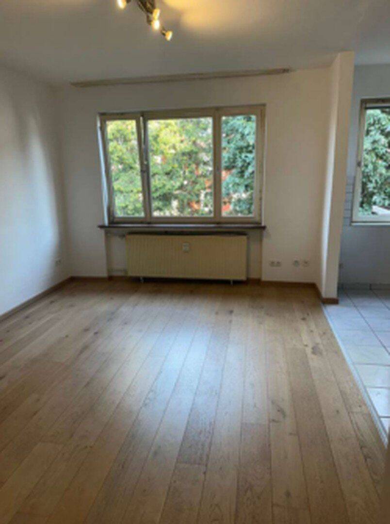 Neustadt: bezugsfreie 2 Zimmer ETW mit Balkon im beliebten "Flüsseviertel" in der Bremer Neustadt – Bremen – Vorschaubild 3
