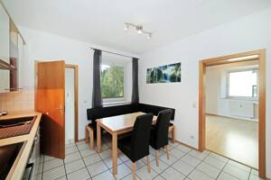 Ruhige Lage und herrlicher Ausblick! Schöne 3-Zimmer-Wohnung in Fischbachau/Wörnsmühl – 83730 Fischbachau – Vorschaubild 3