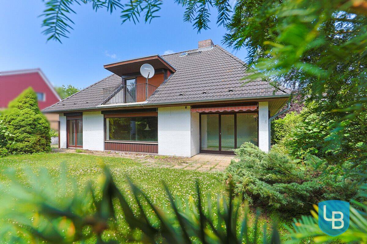 Großzügig geschnittenes Einfamilienhaus mit Modernisierungsbedarf im Herzen von Kroog