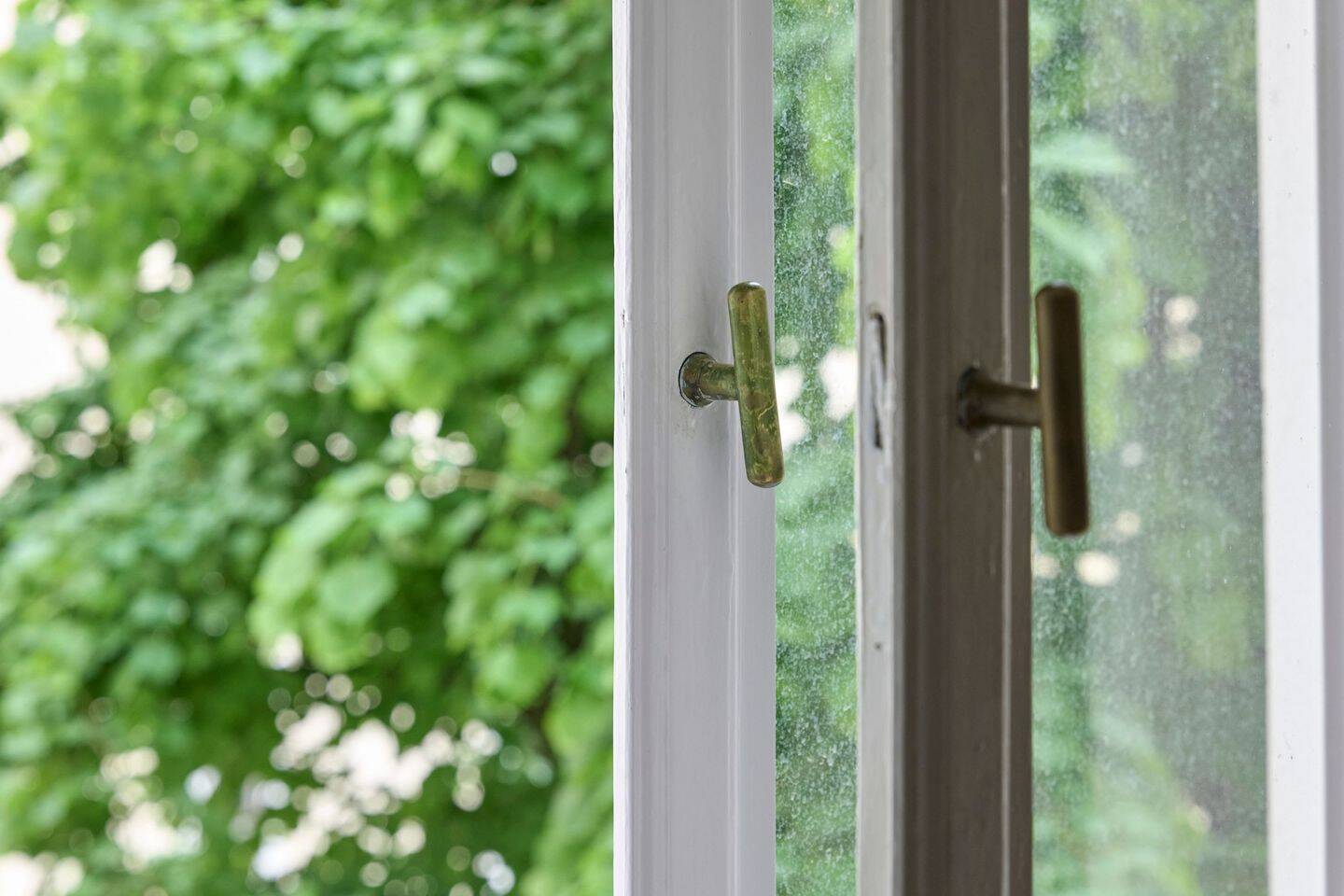 Charmante 2-Zimmer-Altbauwohnung · Jugendstil · Innenhof · Charlottenburg – Berlin – Vorschaubild 9