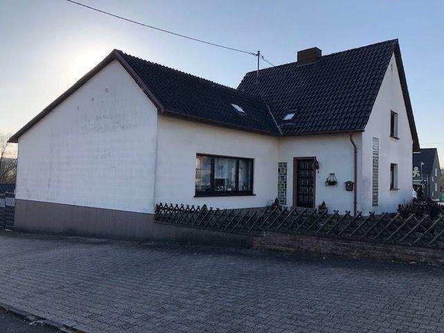 Wannemacher Immobilien **** (Neuer Preis) Freistehendes gepflegtes Einfamilienhaus in einer schönen Lage von Wiebelskirchen **** – Neunkirchen – Bild 1 von 9