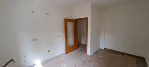 Renovierte 2-Zimmer-Wohnung im 1. Obergeschoss in 90443 Nürnberg – 90443 Nürnberg – Vorschaubild 3