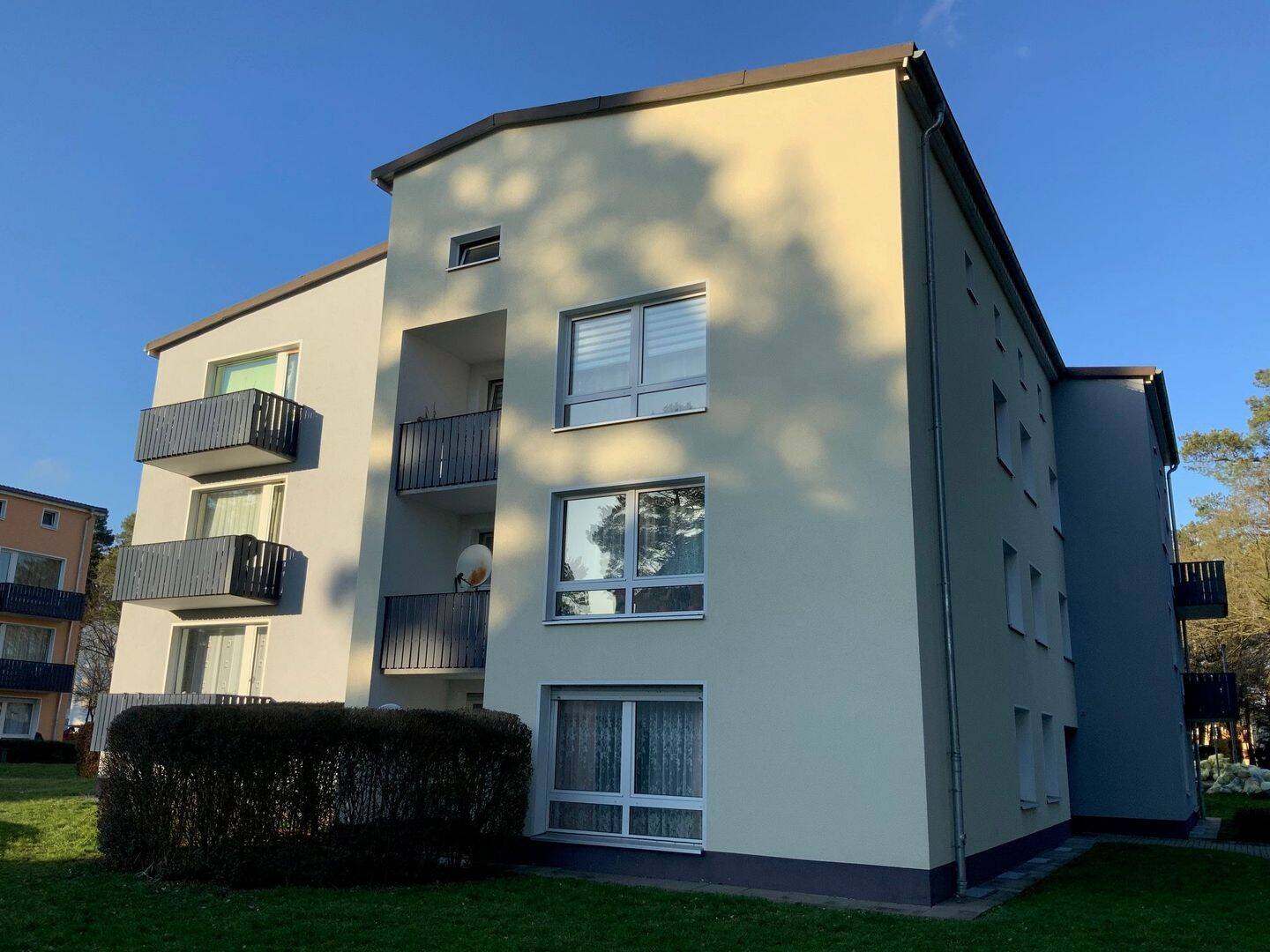 Erstbezug nach Sanierung - Erdgeschosswohnung mit Terrasse zu vermieten