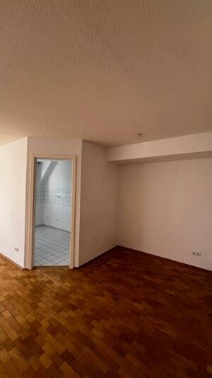 Mitten im Grün und dennoch Zentral - 3 Zimmer mit Balkon – 15745 Wildau – Vorschaubild 2