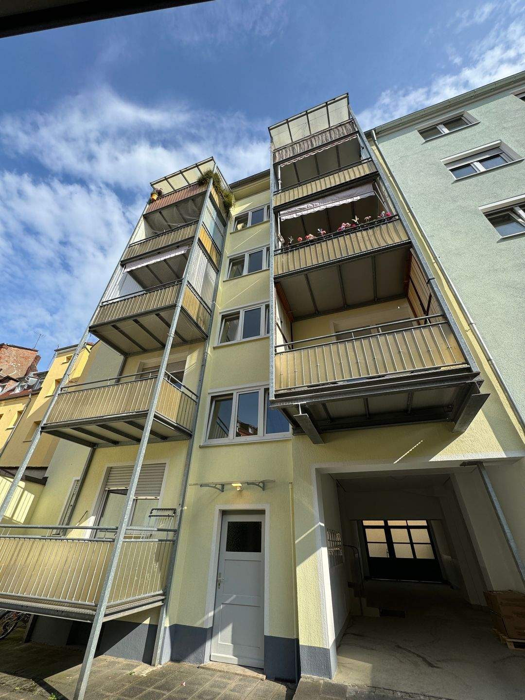 Vermietete 2-Zimmer-Kapitalanlage in Nürnberg-Gibitzenhof - provisionsfrei, gepflegt & solide Rendite, Mietgarantie bis 2028 – Nürnberg – Vorschaubild 4
