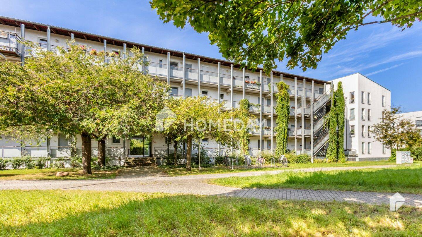 Zentral gelegen & dennoch ruhig: Helle Etagenwohnung mit praktischem Komfort & Tiefgaragenstellplatz – Leipzig – Vorschaubild 3