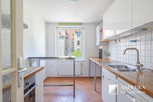 SOFORT BEZIEHBAR: Gepflegte 2-Zimmer-Wohnung mit Tageslichtbad nahe Rotkreuzplatz! – 80634 München – Vorschaubild 8