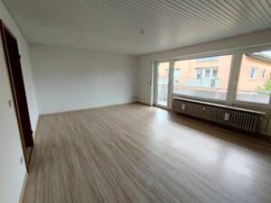 gut geschnittene 2 Zi-K-B-Balkon im 1.OG – 76228 Karlsruhe – Vorschaubild 2