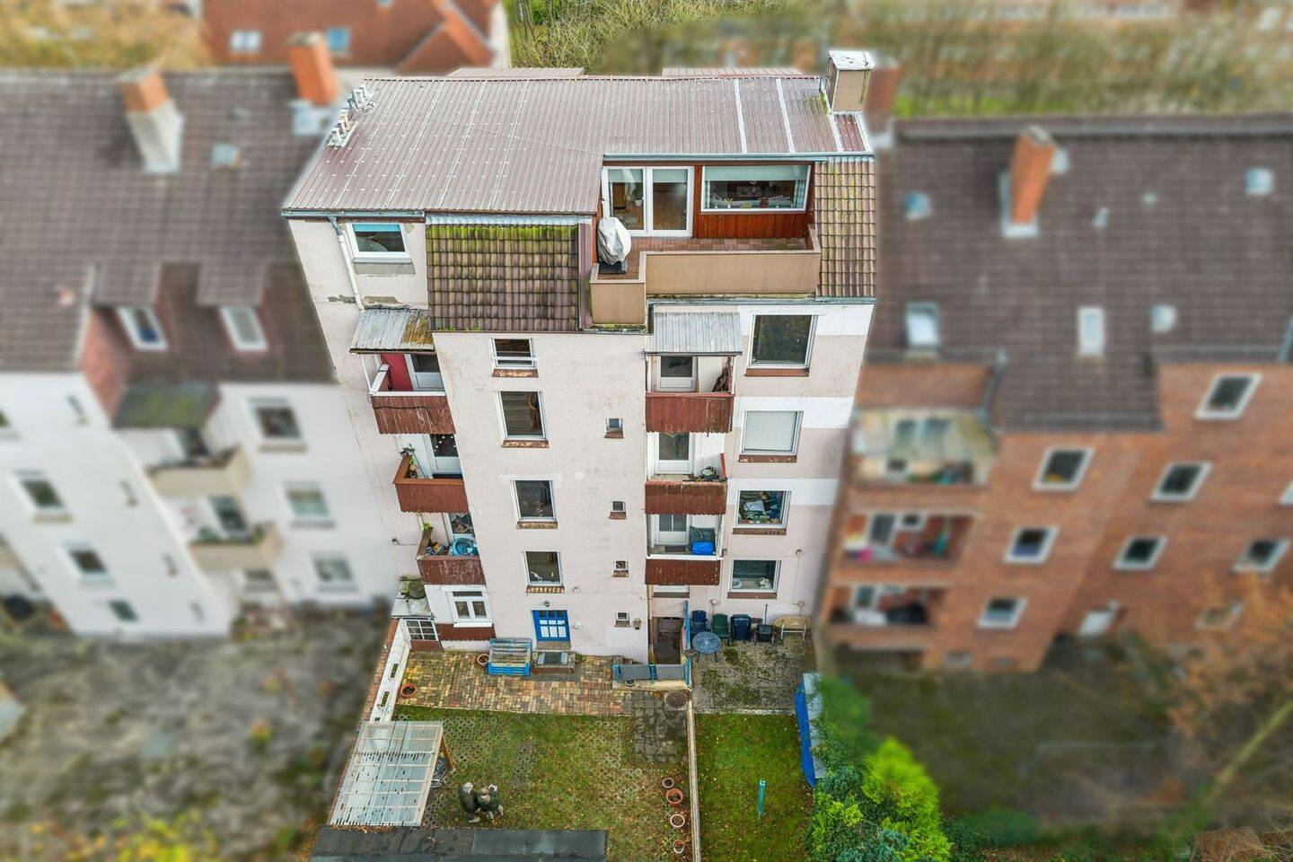 Gepflegtes Mehrfamilienhaus mit 9 Wohneinheiten und solider Rendite in Kiel-Dietrichsdorf – Kiel – Vorschaubild 3