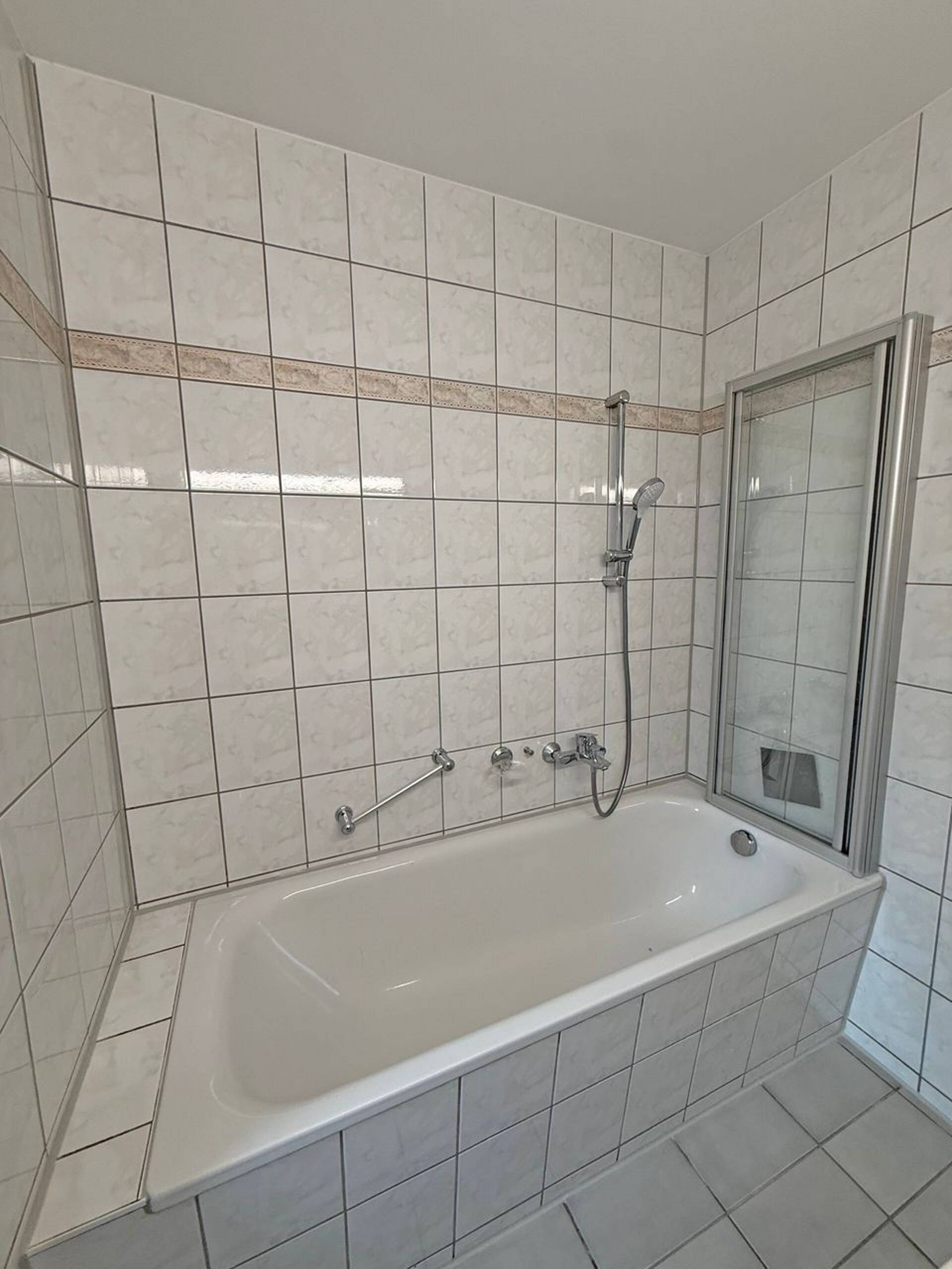 Erdgeschosswohnung in 01279 Dresden mit 63,98 m² kaufen