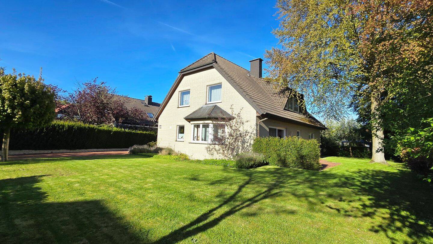 EINFAMILIENHAUS IN FAMILIENFREUNDLICHER LAGE! IDEAL AUCH ALS MEHRGENERATIONENHAUS! – Bad Essen – Vorschaubild 2