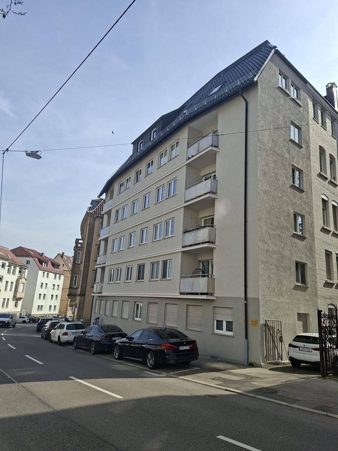 Stuttgart West: Renovierte 3-zimmer Wohnung mit Balkon&Einbauküche