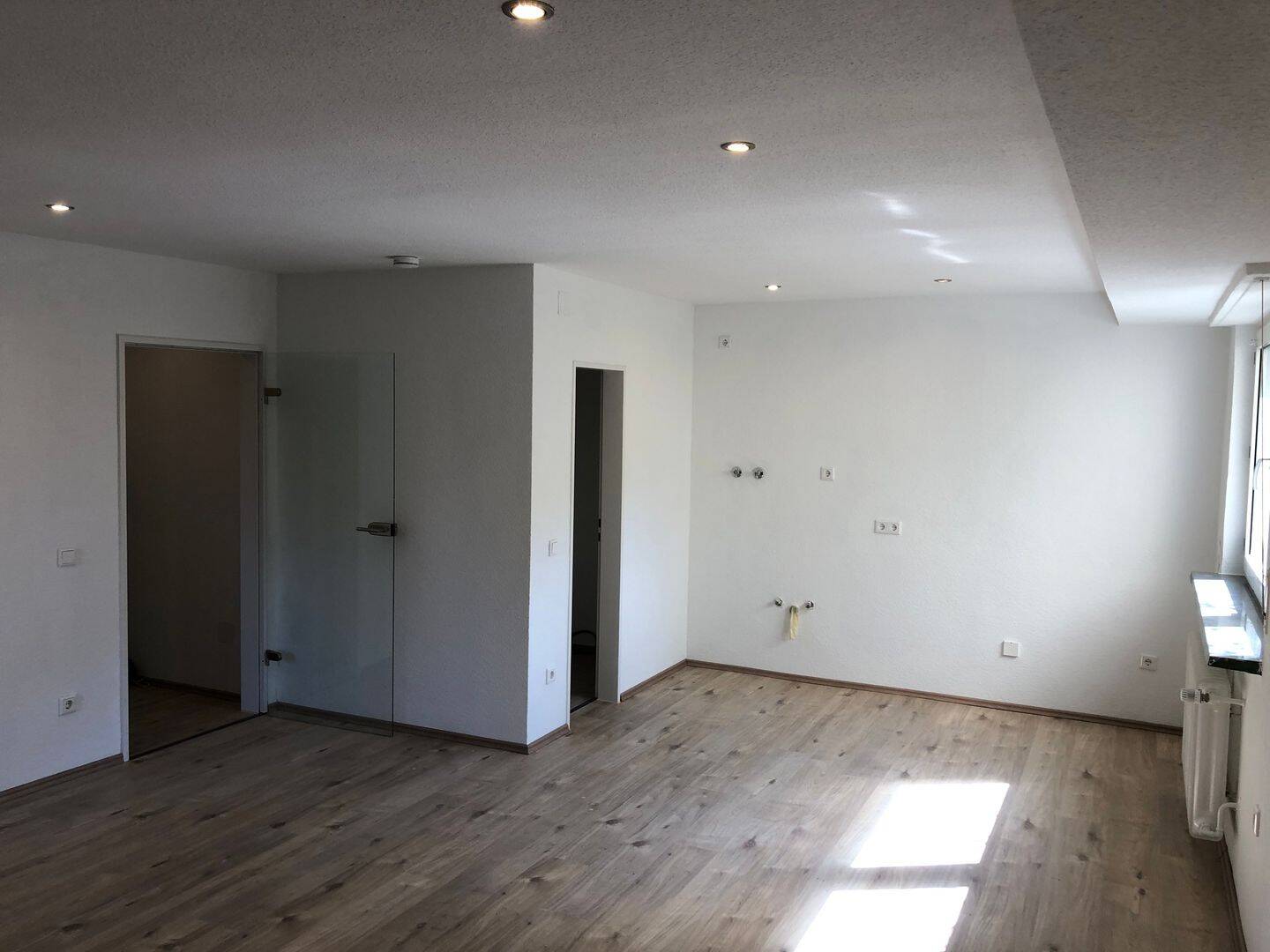 Exklusive 2-Zimmer-Wohnung mit ca. 58 m², modernisiert, Stellplatz und Gartenlage in Wuppertal-Laaken – Wuppertal – Vorschaubild 7