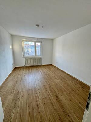 ACHTUNG SOMMERAKTION !KAPITALANLAGE! 2- Raum-Wohnung | Ruhige Lage | Balkon-Provisonsfrei! – 40589 Düsseldorf – Vorschaubild 8
