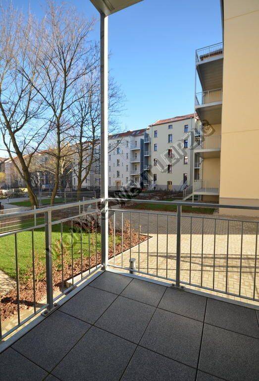 BRUNNENVIERTEL*ideal für WG*2-ZKB*Blk*Tglbd.m.Du*Gäste-WC*EBK*73m²*ges. 835 EUR