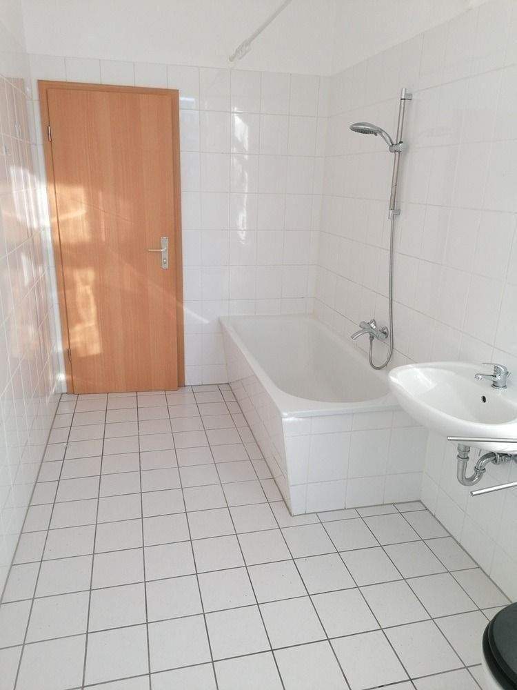 !! 2-Zimmer-Wohnung mit Süd-Balkon und Aufzug !! – Chemnitz – Vorschaubild 9