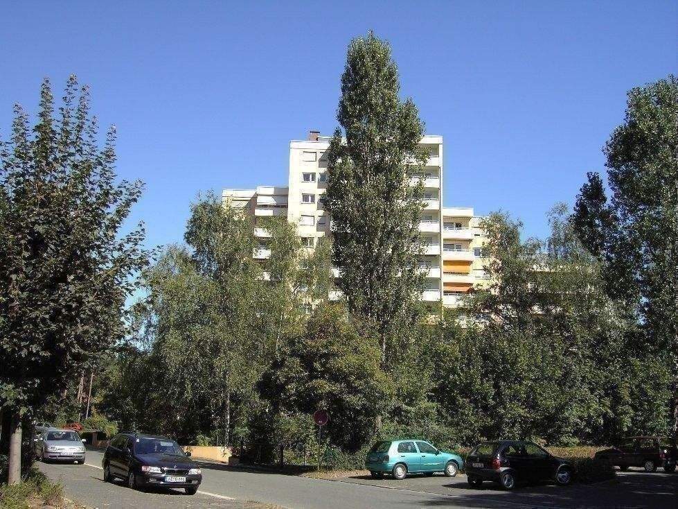 4-Zimmer-Wohnung mit 95 m² Wohnfläche mit großem Südbalkon und Tiefgaragenstellplatz – Erlangen – Vorschaubild 8
