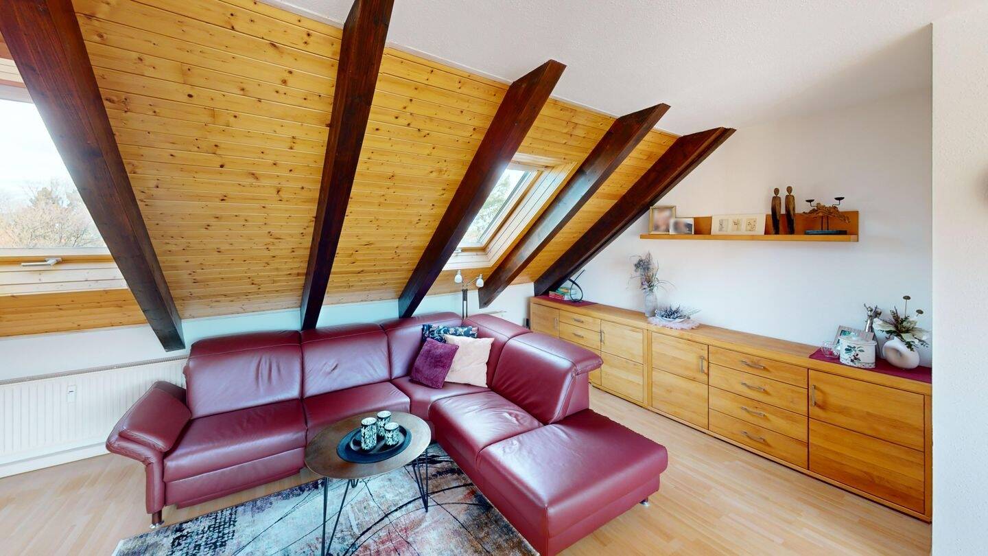 Attraktive 3-Zimmer-Eigentumswohnung mit Dachterrasse und Weitblick über Saalfeld – ideal für Selbstnutzer oder Kapitalanleger – Saalfeld/Saale – Vorschaubild 8