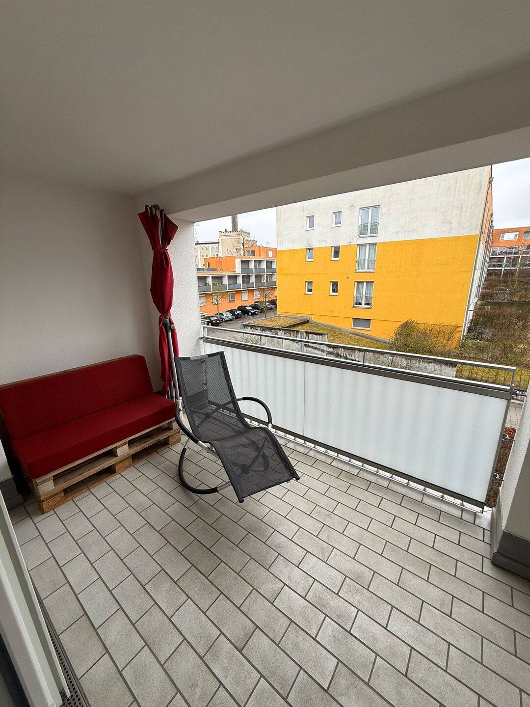 TEILMÖBLIERT: Wunderschöne, Helle und super geschnittene 2-Zimmer Wohnung in TOP LAGE - NÄHE UNIBVERSITÄTEN AM GALGENBERG – Regensburg – Vorschaubild 8