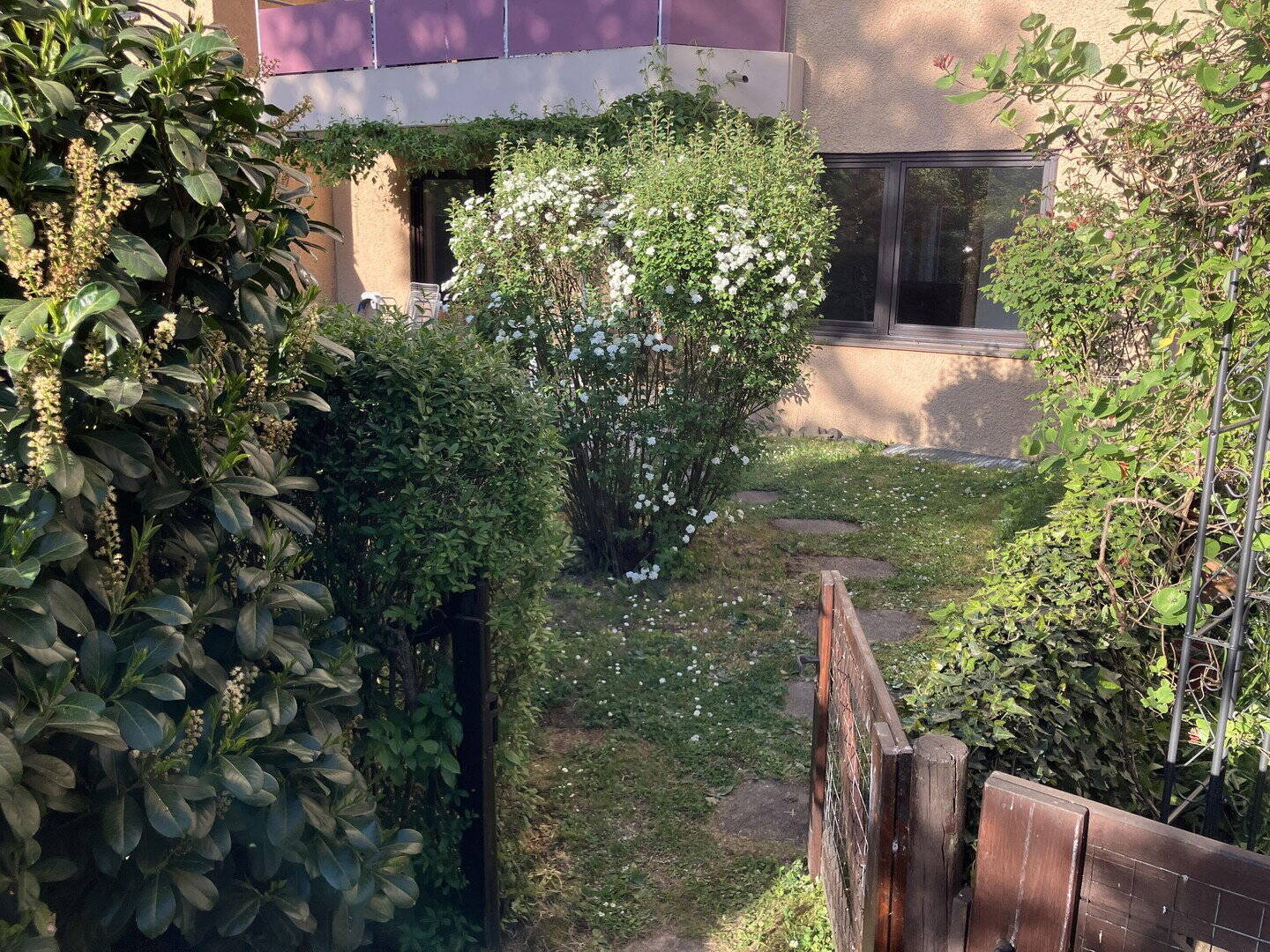 Helle 3,5-Zimmer-Gartenwohnung in ruhiger Lage von Stuttgart-Botnang