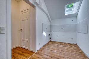 Erstbezug nach Sanierung: Helle 2-Zimmer-Wohnung mit hohen Decken in Bremen-Vegesack – 28757 Bremen – Vorschaubild 7