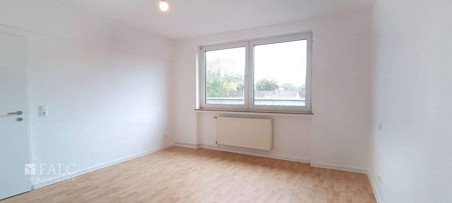 Schöne Wohnung mit Balkon in Gelsenkirchen – Gelsenkirchen – Vorschaubild 4
