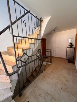 3-Zimmer-Erdgeschosswohnung mit Terrasse, Gartenanteil, Garage & Stellplatz in Regenstauf – 93128 Regenstauf – Vorschaubild 9