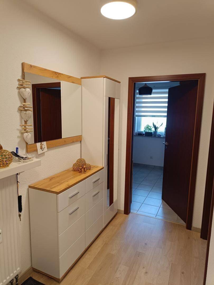 Wunderschöne 2-Raum-Wohnung mit Balkon, Aufzug und Tiefgarage – Chemnitz – Vorschaubild 6