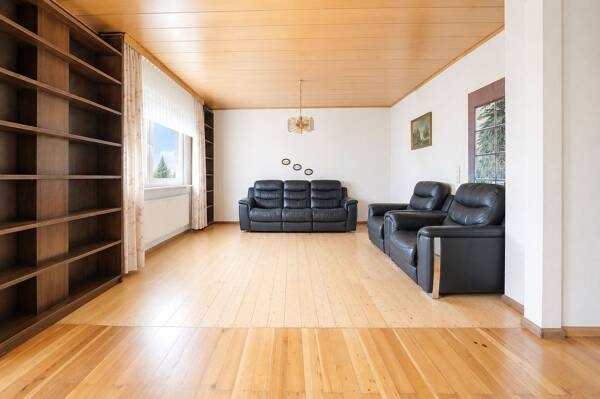 Mehrfamilienhaus in 65428 Rüsselsheim mit 148 m² kaufen