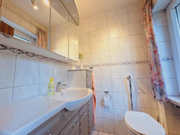 Mehrfamilienhaus in 57537 Wissen mit 231,86 m² kaufen