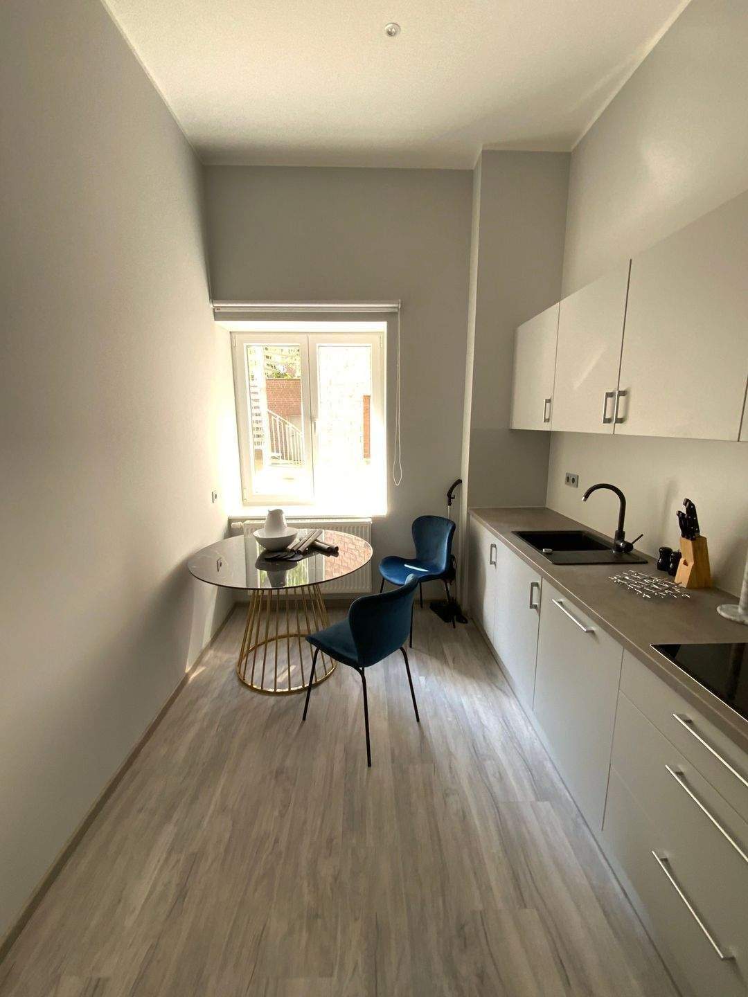 Ready to move in: Stilvolles Business-Apartment (vollmöbliert) in Düsseldorf-Stadtmitte – All-inclusive!
